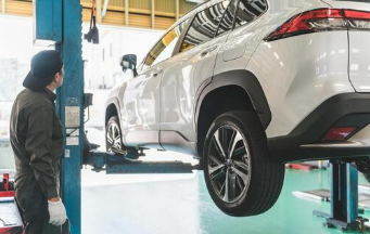 自動車整備の採用HP制作例